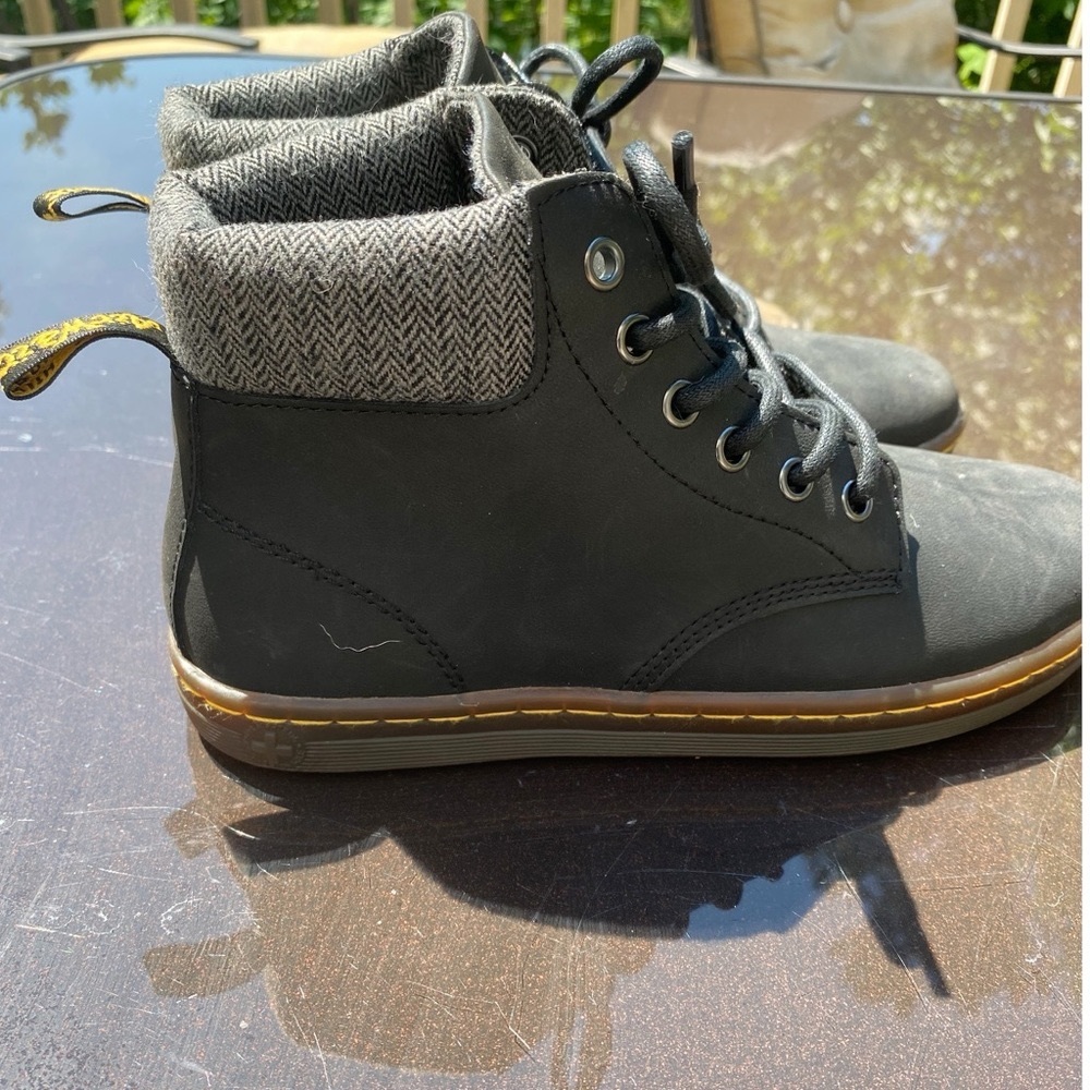 Doc Martens high top shoes